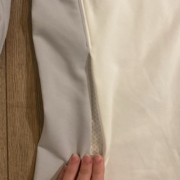 The North Face | Flight Series Full Zip Jacket | White and Gray | Size Small - Picture 5 of 6